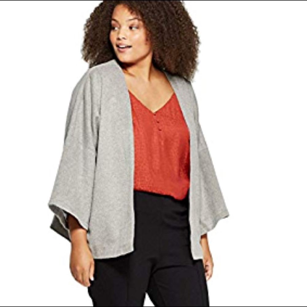 A New Day OSFM Grey Woman’s Poncho NWT